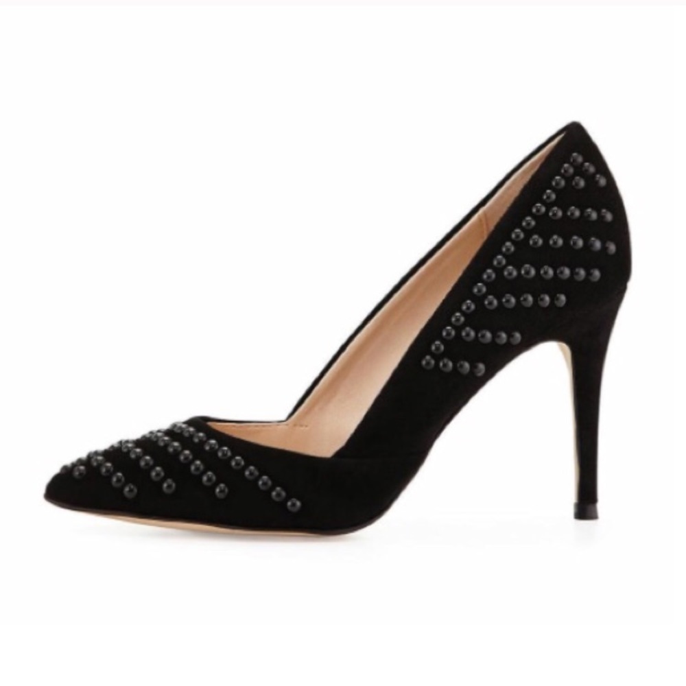 FRENCH CONNECTION 100% LEATHER COURT HEELS STUDS BRAND NEW WITH TAGS US 7